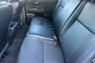 Toyota Tacoma 2019 4x2 TRD Sport 4 puertas Doble Cabina 5.0 ft SB