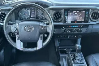 Toyota Tacoma 2019 4x2 TRD Sport 4 puertas Doble Cabina 5.0 ft SB
