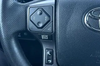 Toyota Tacoma 2019 4x2 TRD Sport 4 puertas Doble Cabina 5.0 ft SB
