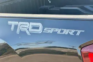 Toyota Tacoma 2019 4x2 TRD Sport 4 puertas Doble Cabina 5.0 ft SB