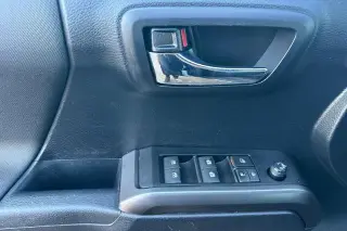 Toyota Tacoma 2019 4x2 TRD Sport 4 puertas Doble Cabina 5.0 ft SB
