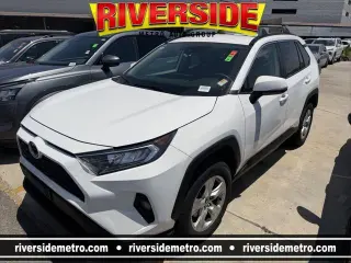 Toyota RAV4 2021 AWD XLE 4 puertas SUV