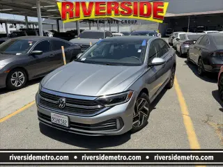 Volkswagen Jetta 2024 SEL 4 puertas Sedan