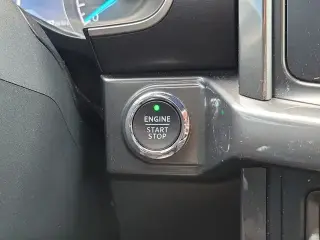 Ford F-150 2023 4x2 XL 4 puertas SuperCrew 5.5 pies SB