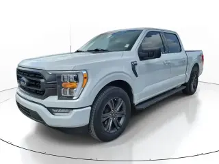Ford F-150 2023 4x2 XL 4 puertas SuperCrew 5.5 pies SB