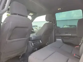Ford F-150 2023 4x2 XL 4 puertas SuperCrew 5.5 pies SB