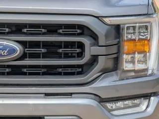 Ford F-150 2023 4x2 XL 4dr SuperCrew 5.5 ft. SB