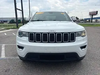 Jeep Grand Cherokee 2018 4x4 Laredo 4 puertas SUV
