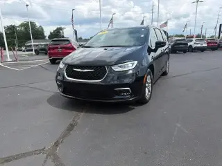 Chrysler Pacifica 2025 Select 4 puertas Minivan