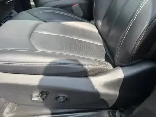 Chrysler Pacifica 2025 Select 4 puertas Minivan