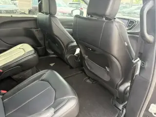 Chrysler Pacifica 2025 Select 4 puertas Minivan