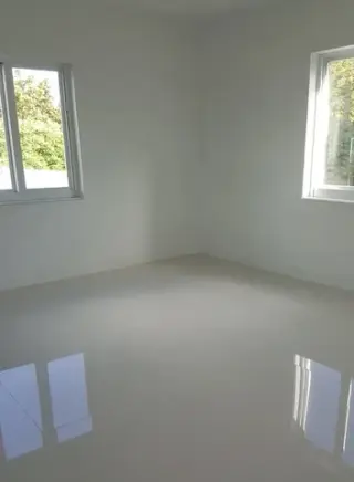 stainless steel Spacious home