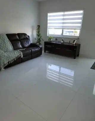 stainless steel Spacious home