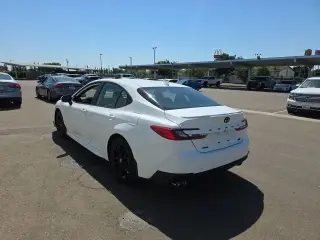 Toyota Camry 2026 SE 4dr Sedan