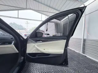2017 BMW 5 Series