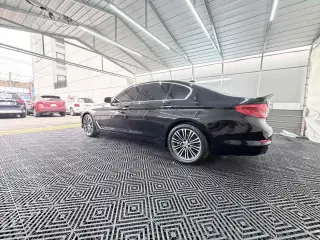 2017 BMW 5 Series