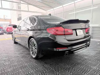 2017 BMW 5 Series