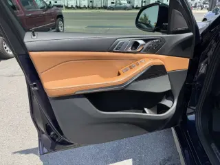 2020 BMW X7