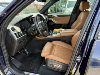 2020 BMW X7