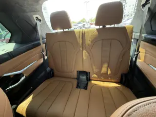 2020 BMW X7