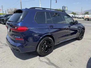 2020 BMW X7
