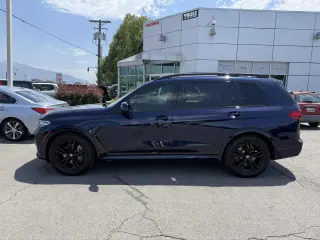 2020 BMW X7