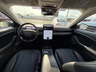 2022 Ford Mustang Mach-E