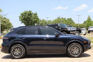 2022 Porsche Cayenne