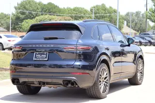 2022 Porsche Cayenne