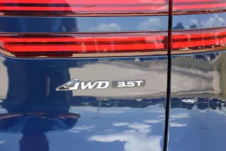 2022 Genesis GV70