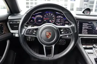 2018 Porsche Panamera