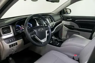 2016 Toyota Highlander