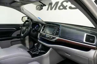 2016 Toyota Highlander