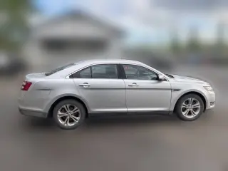 2018 Ford Taurus