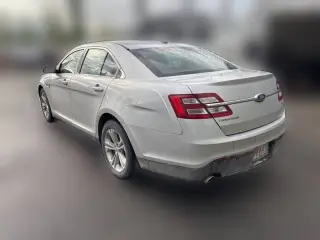 2018 Ford Taurus