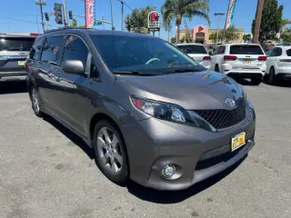 2014 Toyota Sienna