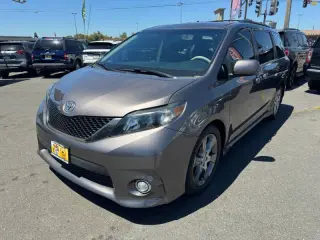 2014 Toyota Sienna