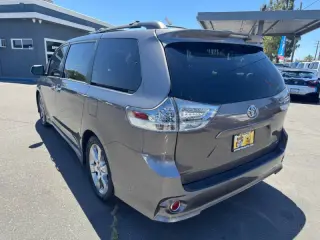 2014 Toyota Sienna