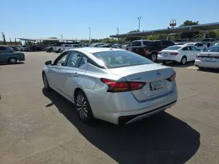 Nissan Altima 2024 2.5 SV 4dr Sedan
