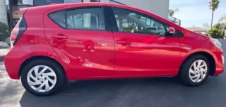Toyota Prius C 2017