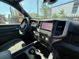 RAM 1500 CREW CAB 🚗