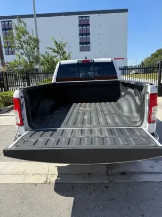 RAM 1500 CREW CAB 🚗