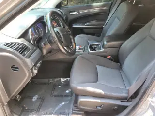 Chrysler 300 2019