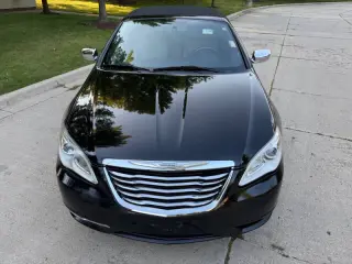 Chrysler 200 2011