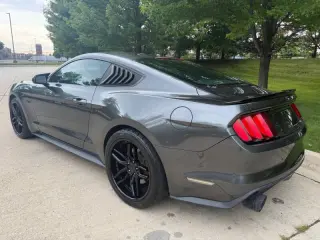 Ford Mustang 2017