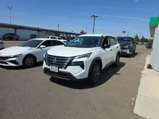 Nissan Rogue 2024 S 4dr Crossover