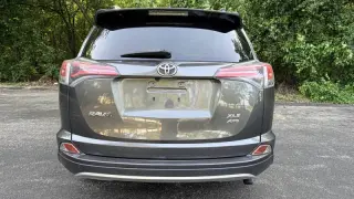 Toyota RAV4 2017
