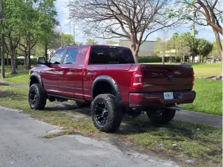 RAM 2500 MEGA CAB ( Diesel )