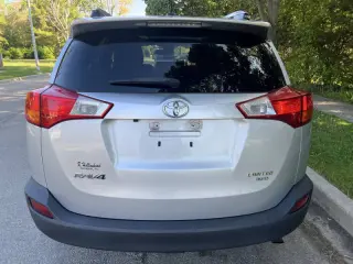 Toyota RAV4 2015