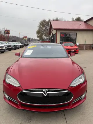 Modelo Tesla S 2014
